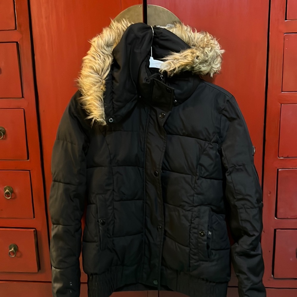 ZXBLK by ZEROXPOSUR puffer coat with removable faux fur hood size M Black